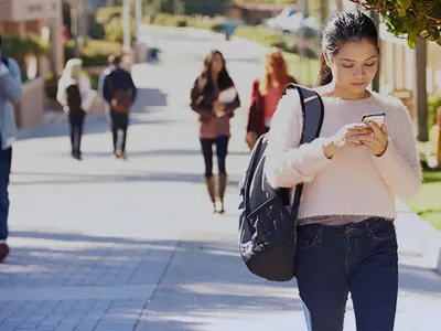 Connectez, engagez et protégez votre communauté afin qu'elle soit préparée et prenne en charge sa sécurité.