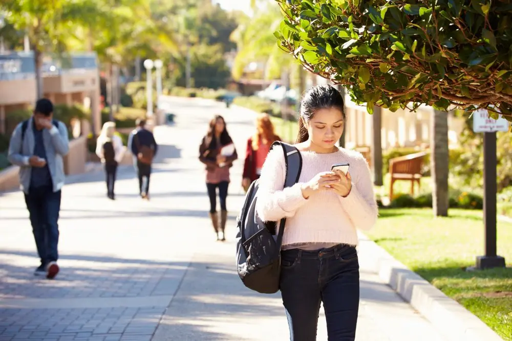 students on campus walking