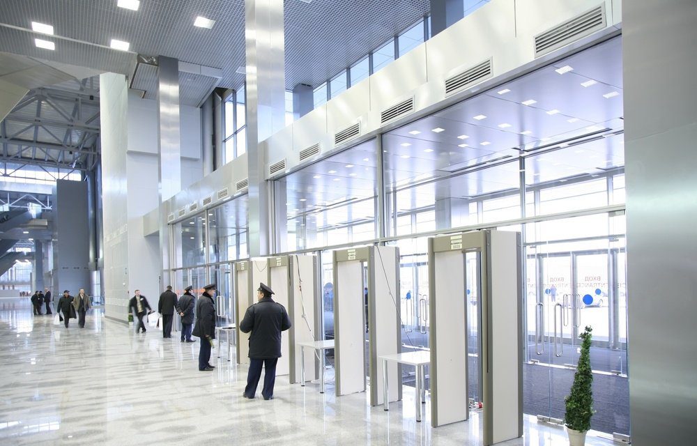 metal detector at airport